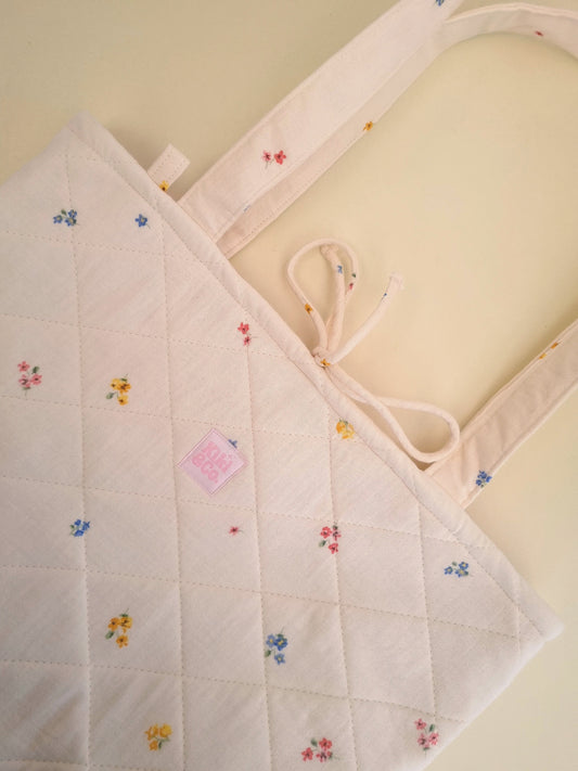Quilted Tote - Spring Meadow