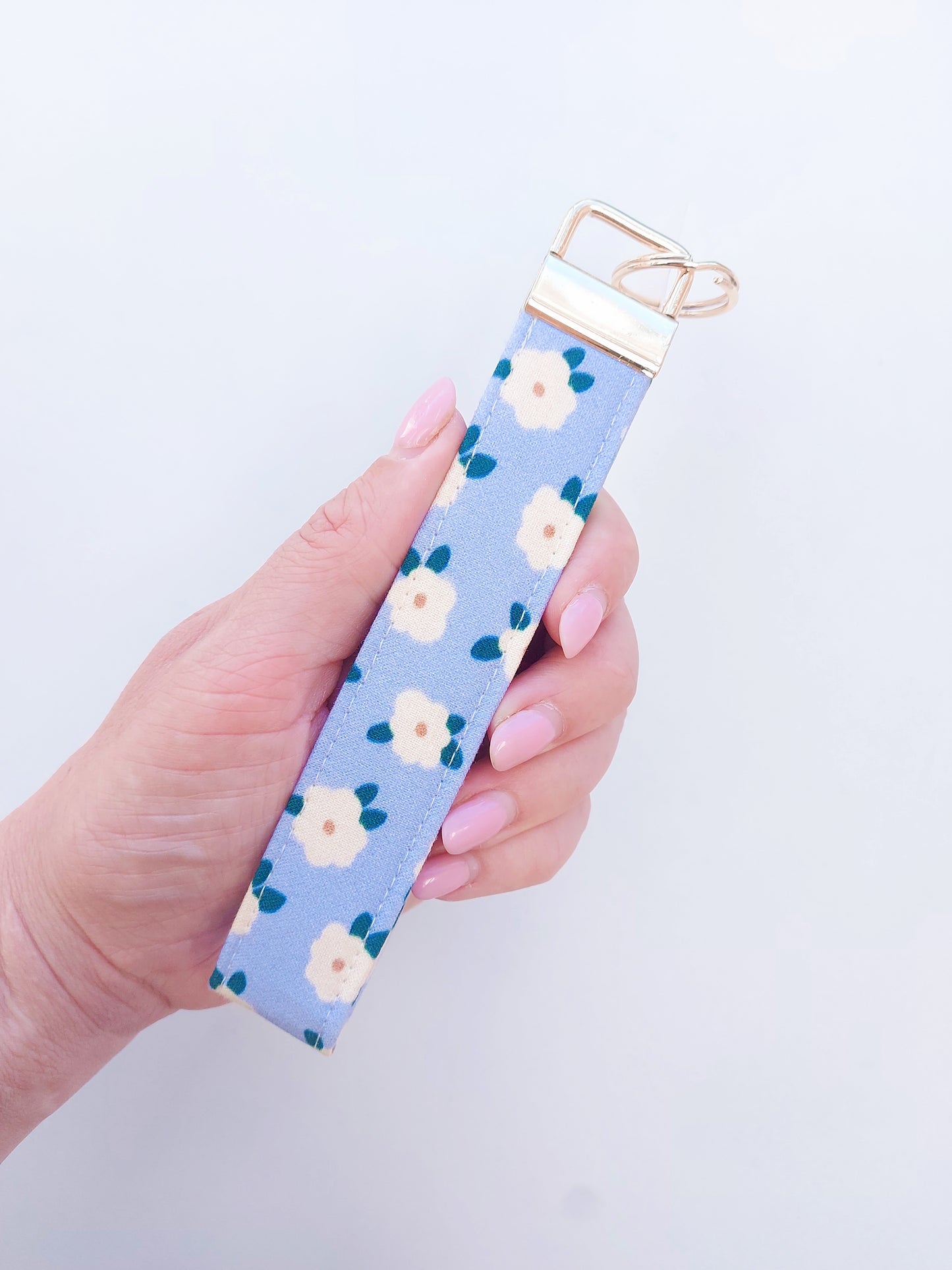 Keychain - Blue Daisy