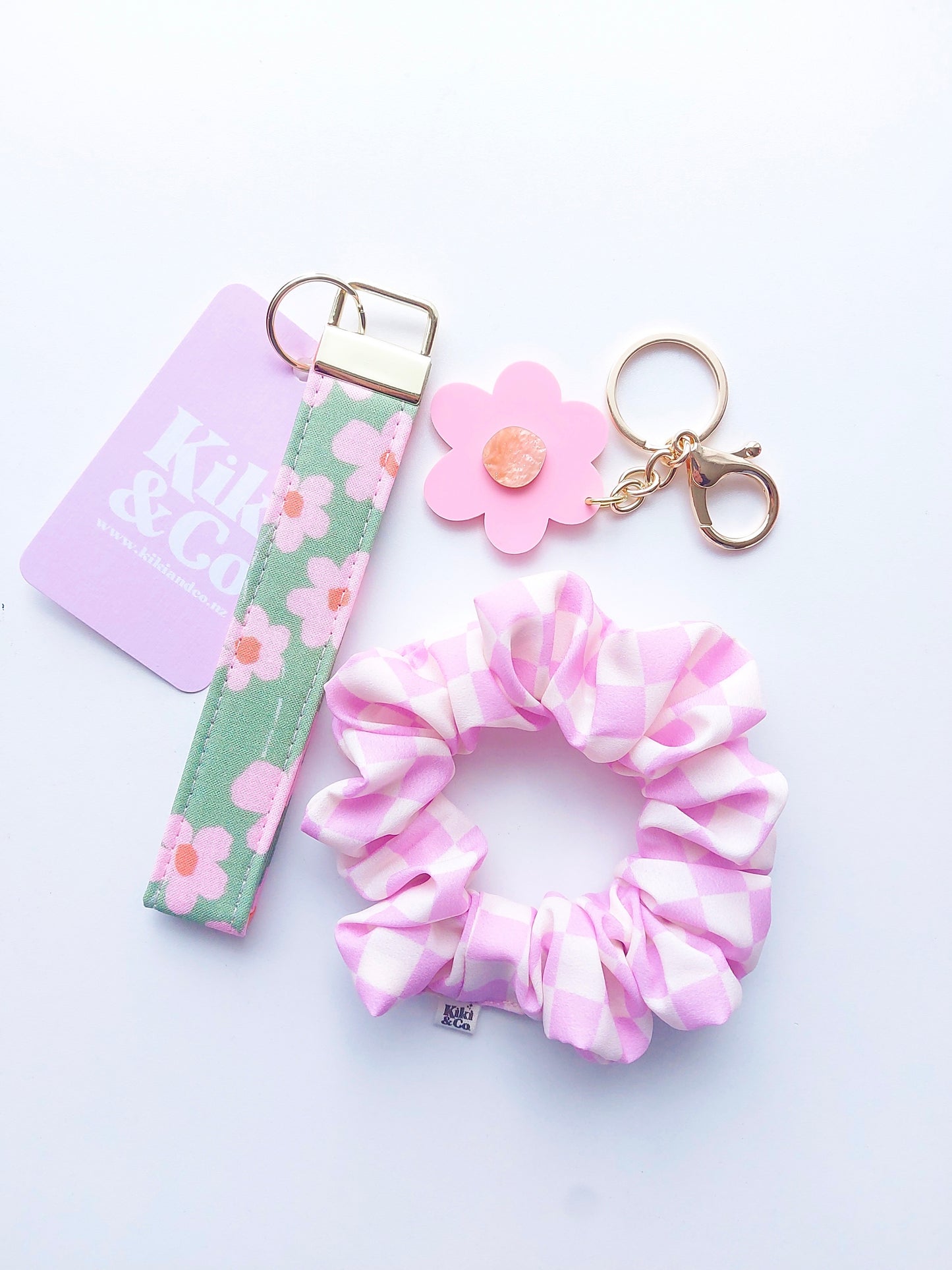 NEW Scrunchie / Lilac Checkerboard / Crepe Fabric