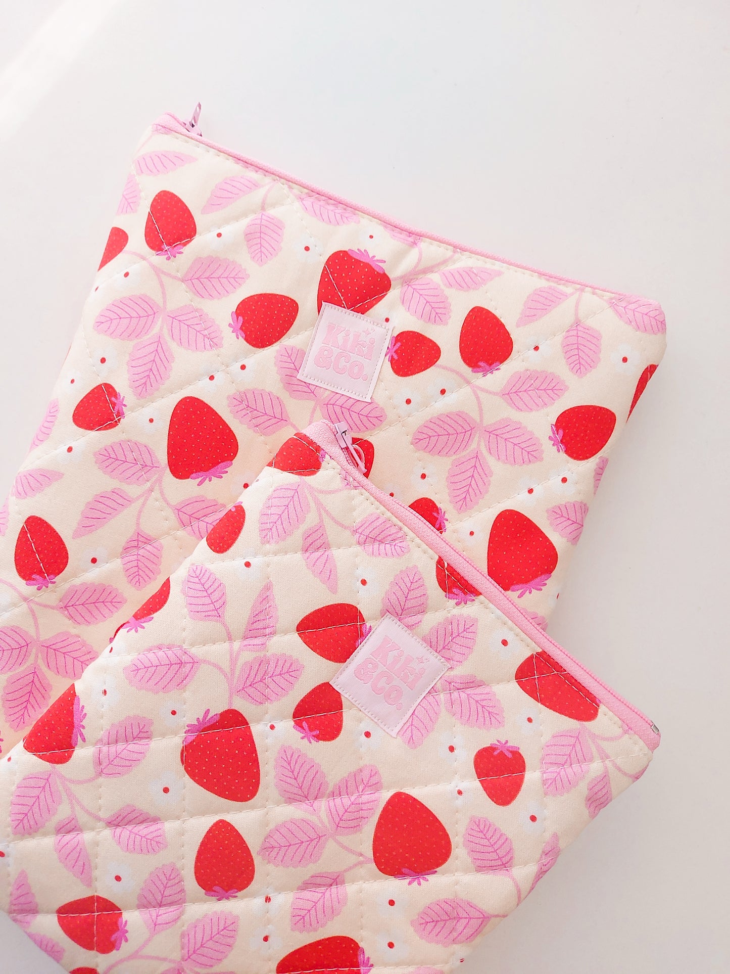 Quilted eReader Sleeve - Strawberries