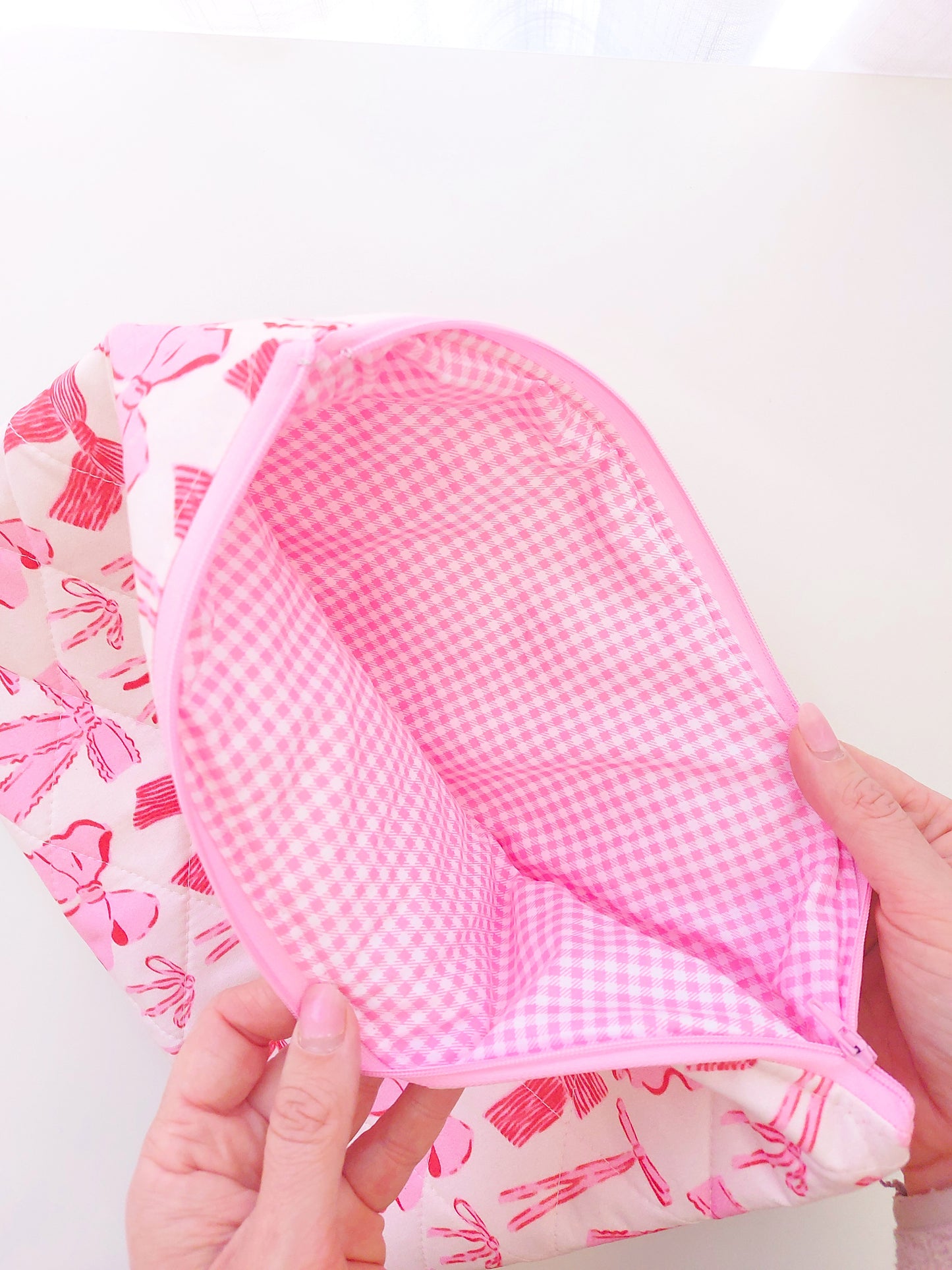 Quilted Laptop Sleeve - Red/Pink Bows