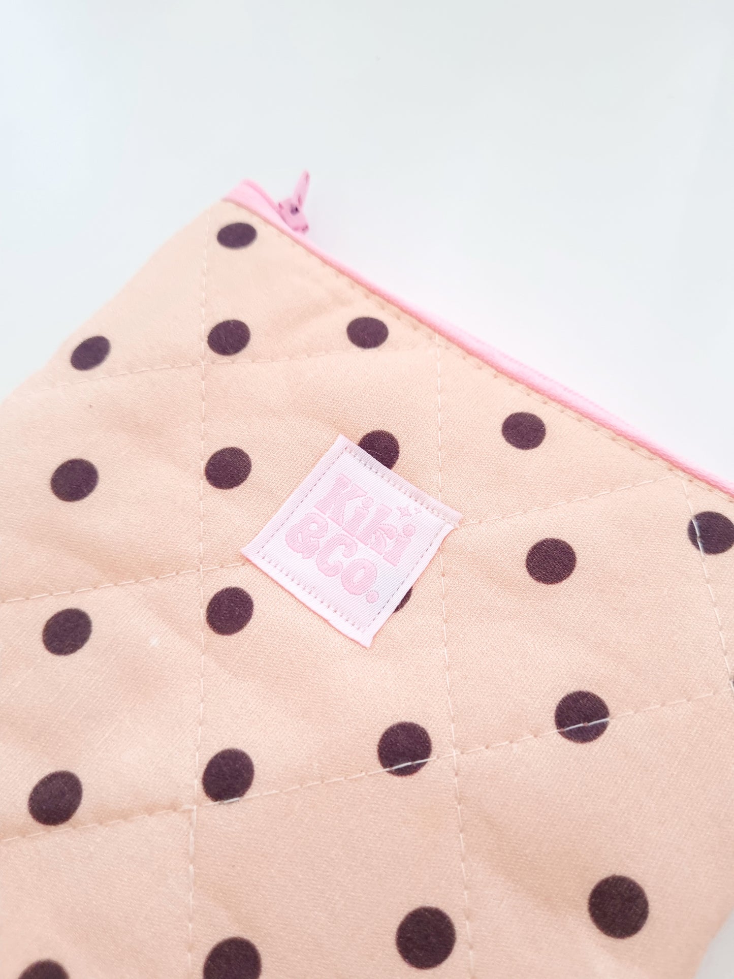 Quilted eReader Sleeve - Beige/Brown Polka Dot