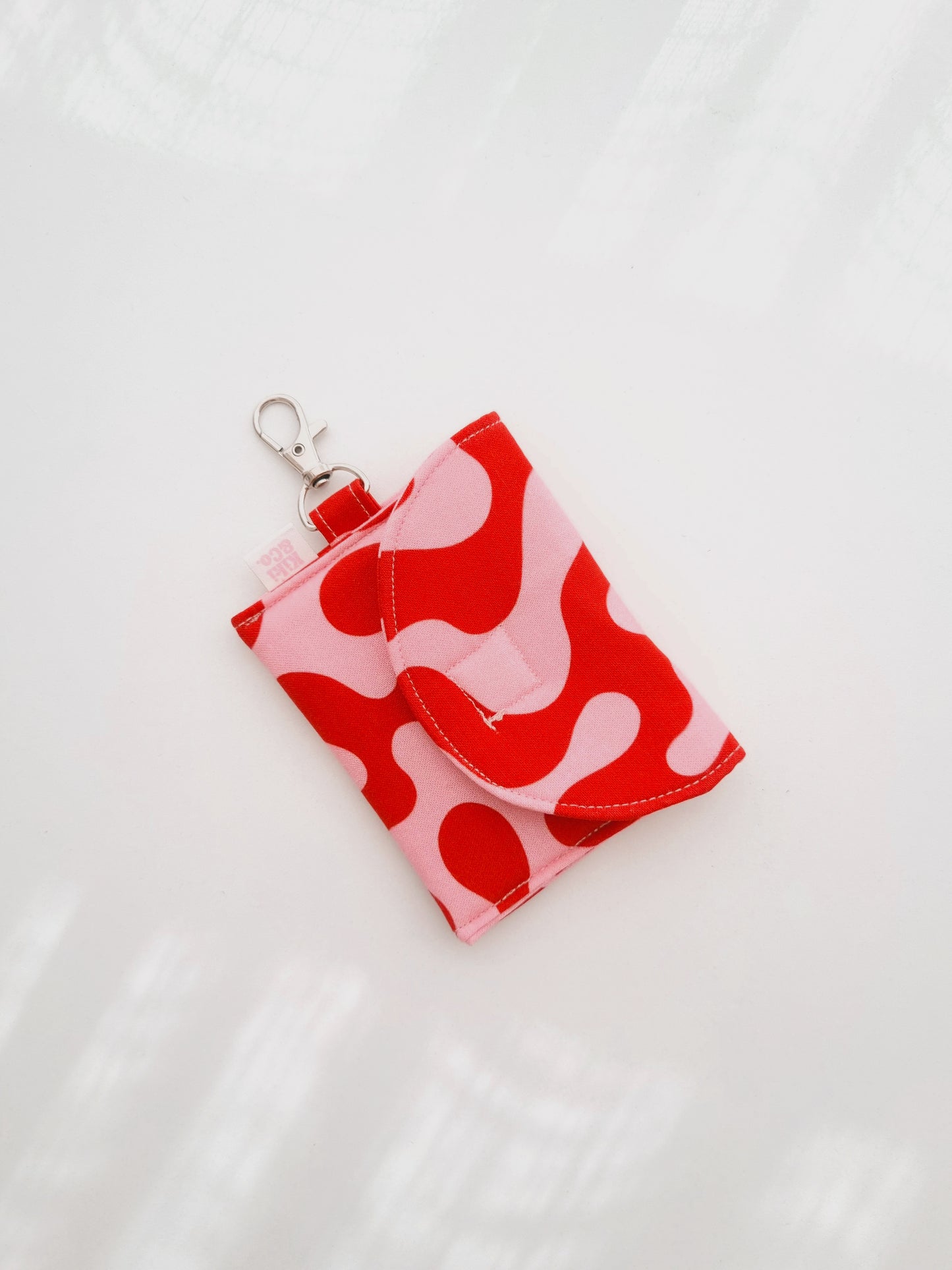 Earbud Pouch - Red/Pink Swirls