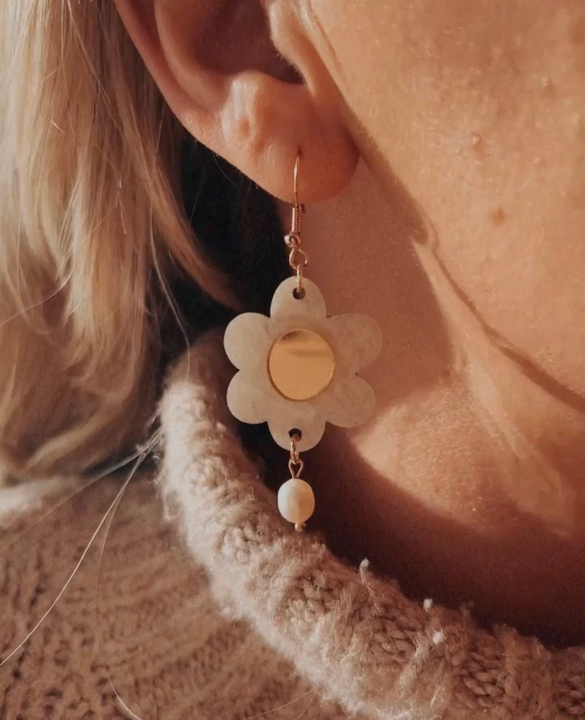 Juliet Earrings - Pearl / Gold / Freshwater Pearl