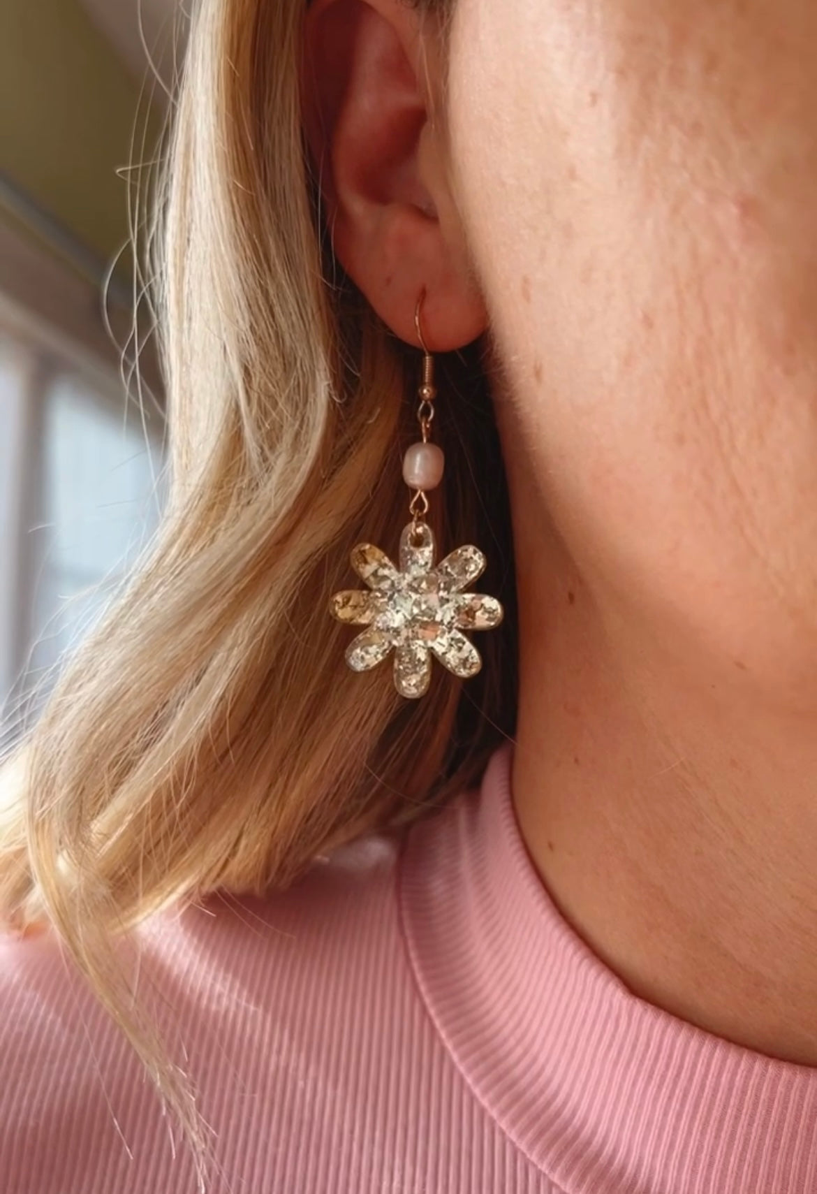 Elise Earrings - Gold / Freshwater Pearl