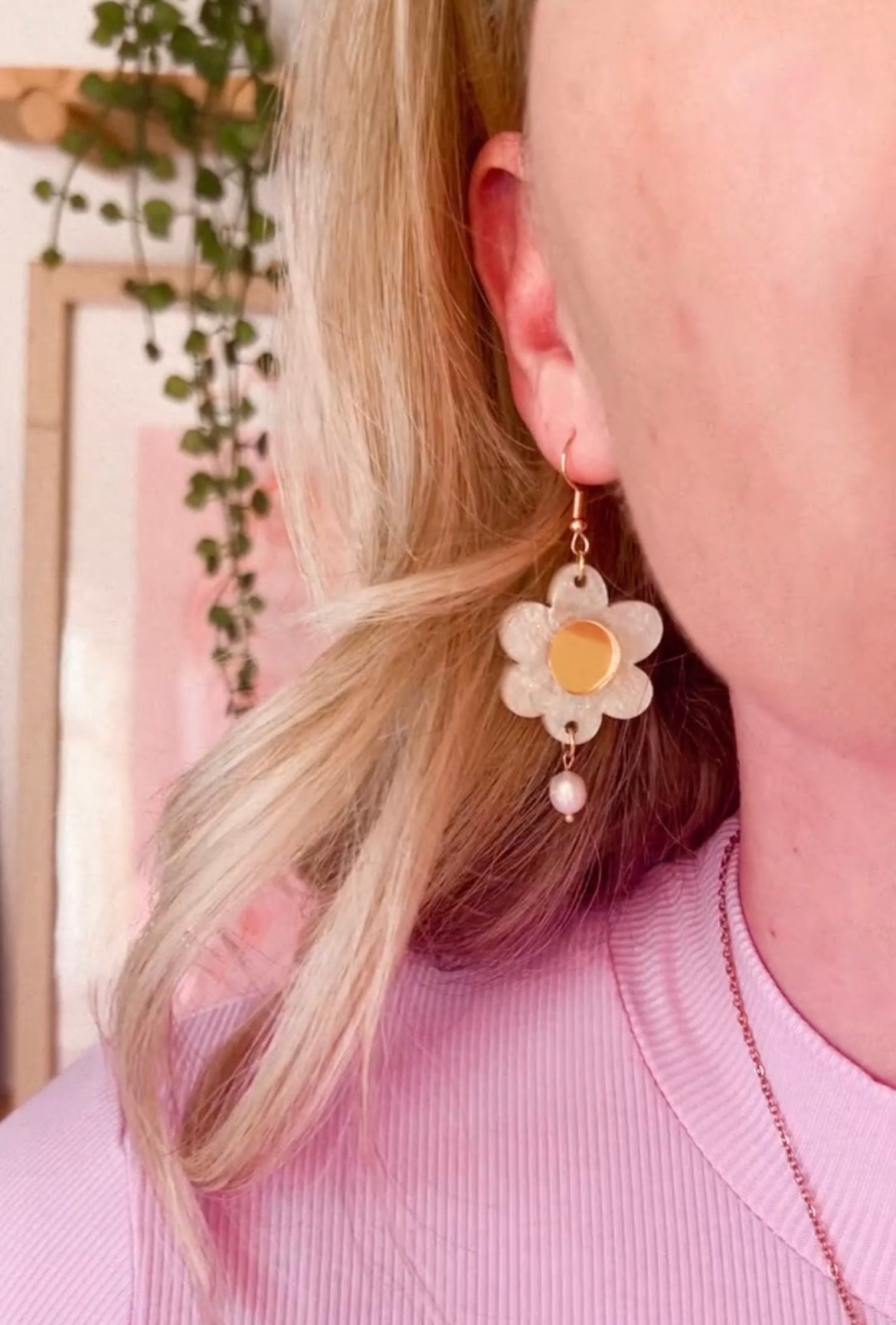 Juliet Earrings - Pearl / Gold / Freshwater Pearl