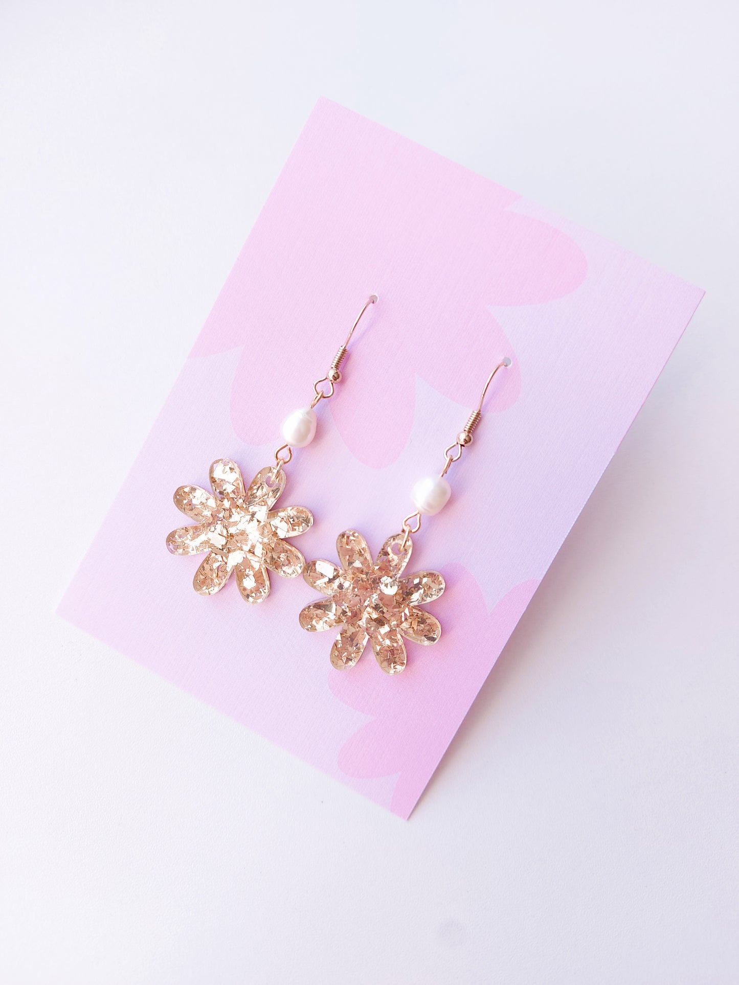 Elise Earrings - Gold / Freshwater Pearl