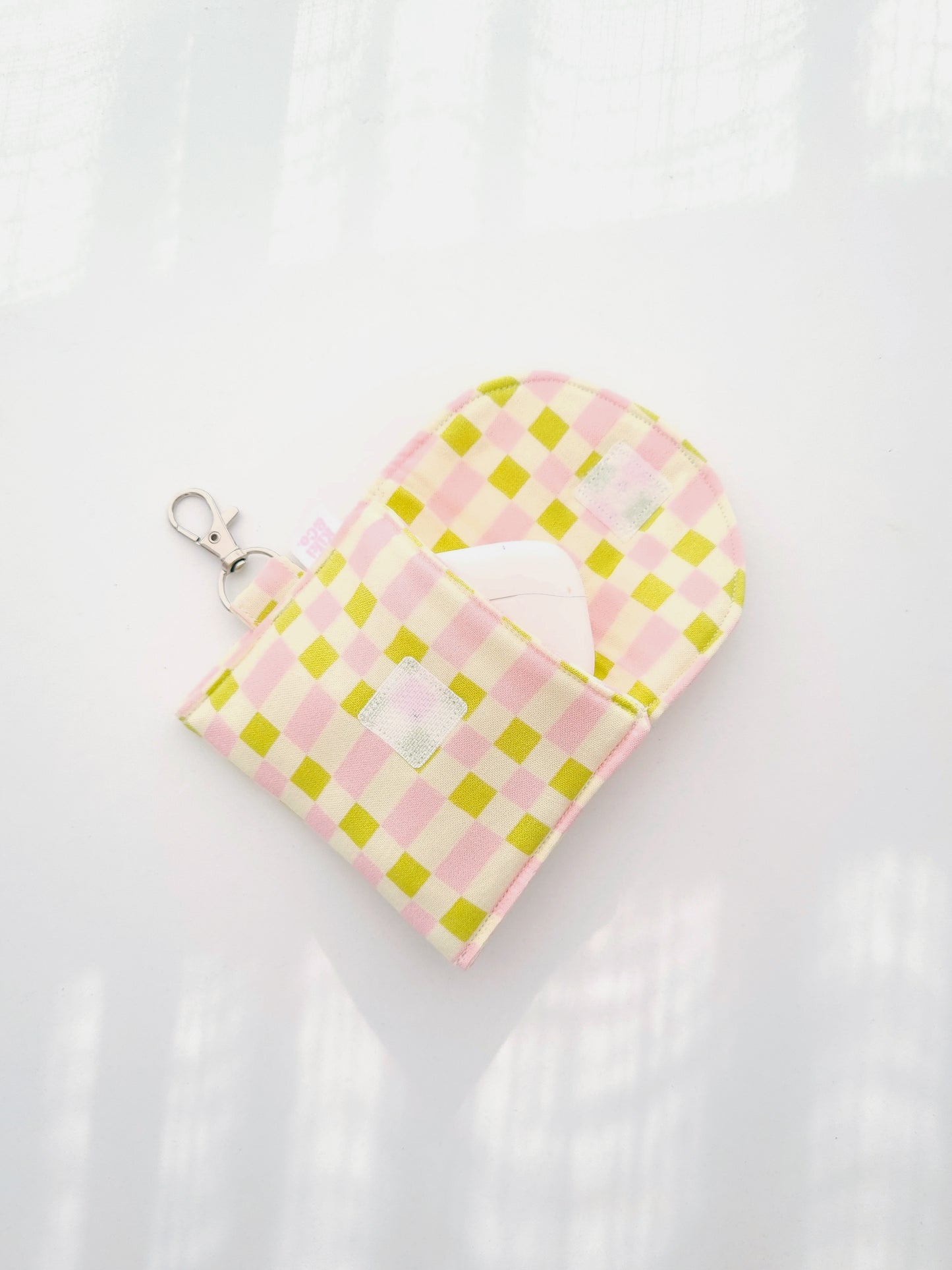 Earbud Pouch - Pink\Green Checkered