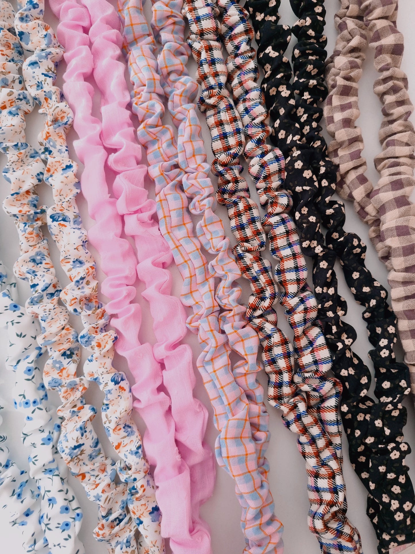 Scrunchie Lanyard - Maya Floral